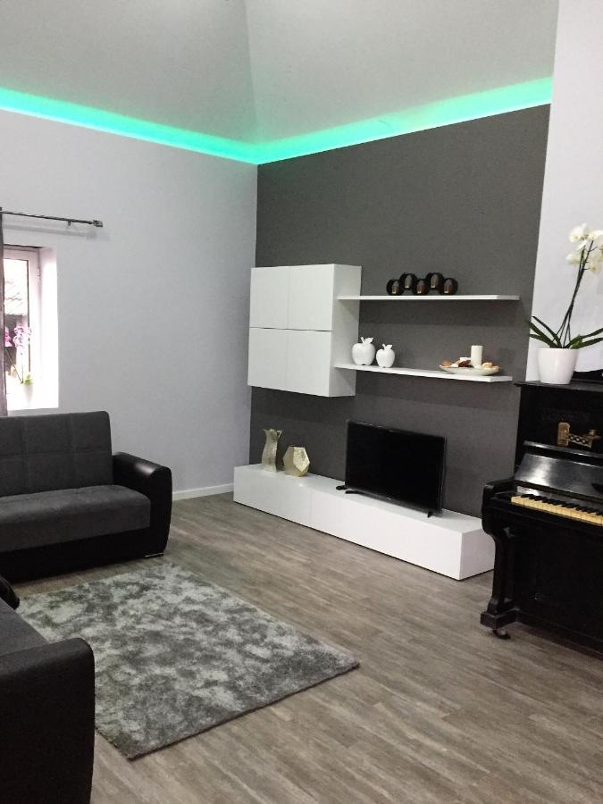 Cottage Quinze, Contemporary Designed Cottage With Swimming Pool Ponta Delgada  Exterior foto